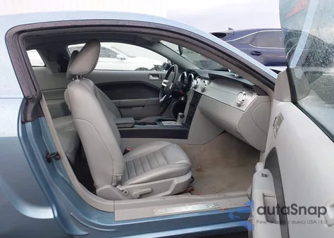 2006 Ford Mustang Gt z USA, uszkodzony, nr VIN 1ZVFT82H665204054